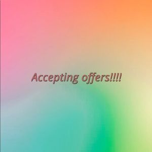 ACCEPTING OFFERS!! 💕